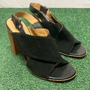 Alberto Fermani Black and Brown Heels women’s 10.5 (OKPM-07-097)